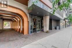 806 - 525 ADELAIDE STREET W Toronto