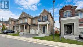 11 THORNAPPLE LANE Richmond Hill 