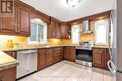 33 HI VIEW DRIVE East Gwillimbury 