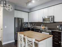 423 - 8 FIELDWAY ROAD Toronto