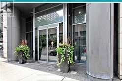 2302 - 21 BALMUTO STREET Toronto