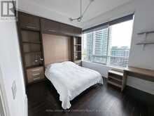 2302 - 21 BALMUTO STREET Toronto