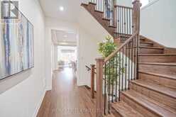 338 SILK TWIST DR STREET East Gwillimbury