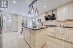 8 ELLIOTWOOD COURT Toronto