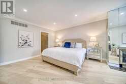 8 ELLIOTWOOD COURT Toronto