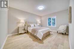 8 ELLIOTWOOD COURT Toronto