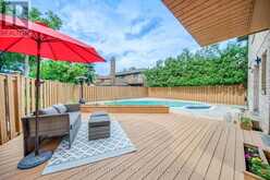 8 ELLIOTWOOD COURT Toronto