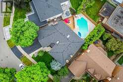 8 ELLIOTWOOD COURT Toronto