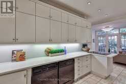 136 FARNHAM AVENUE Toronto