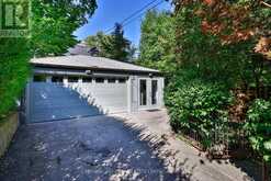 136 FARNHAM AVENUE Toronto