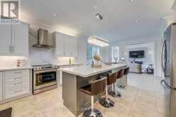 2316 DELNICE DRIVE Oakville 