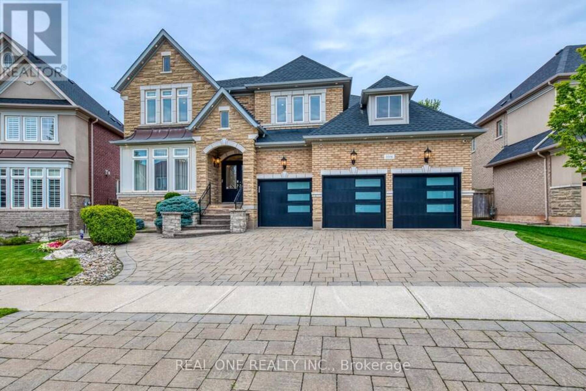 2316 DELNICE DRIVE Oakville 