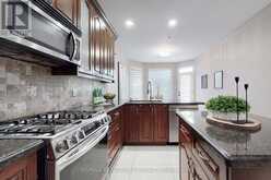 4 THEOBALDS CIRCLE Richmond Hill 