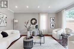 4 THEOBALDS CIRCLE Richmond Hill 