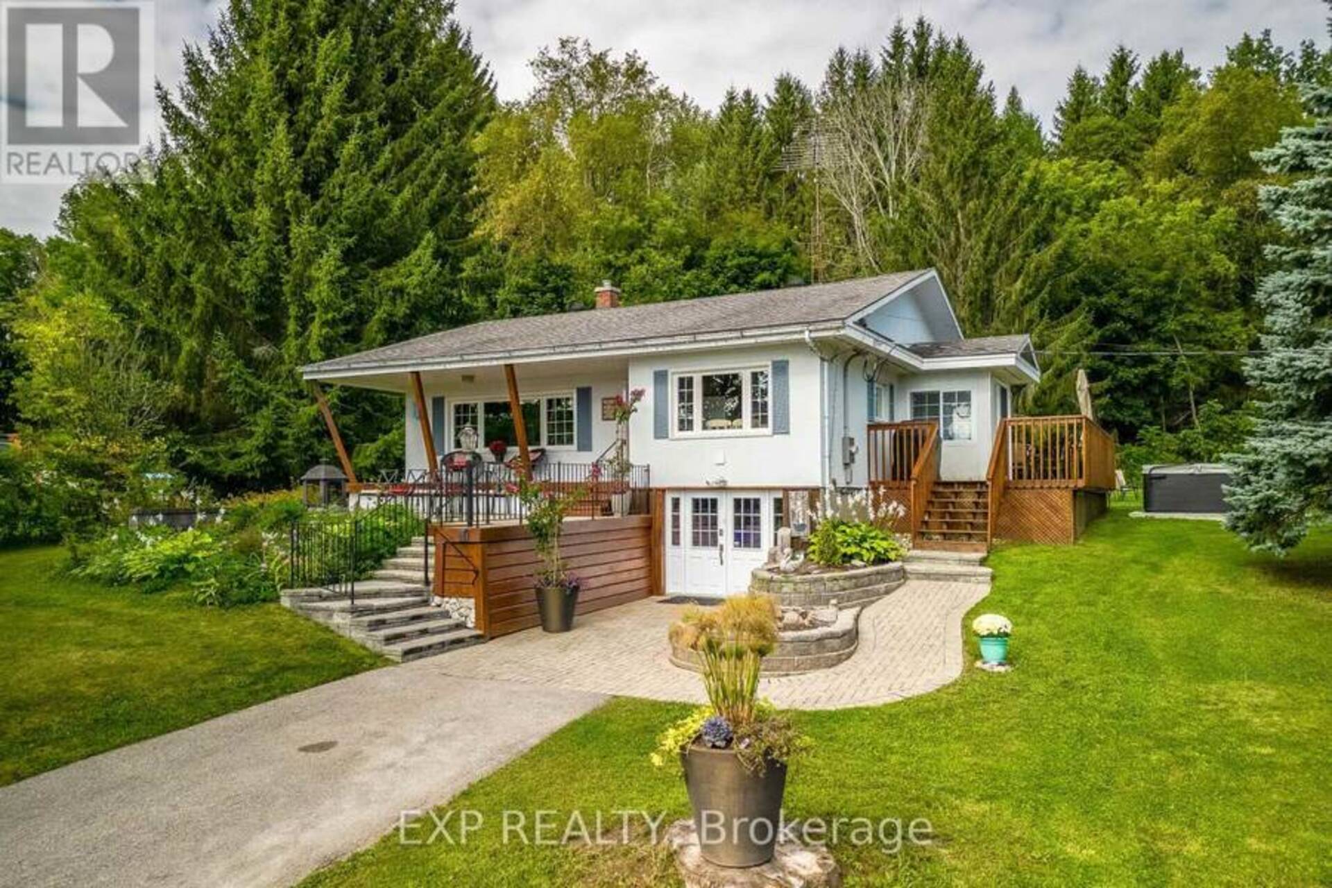 304 CHAMPLAIN ROAD Penetanguishene