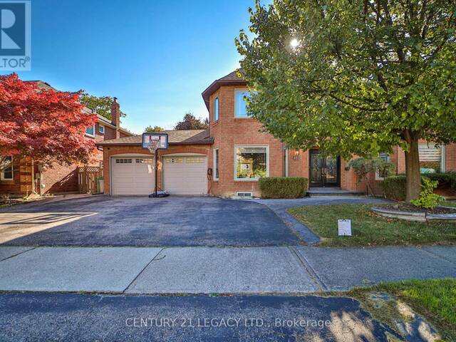 28 RIDELLE COURT Brampton Ontario