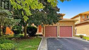 4 LUCY DRIVE Richmond Hill 