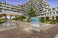 533 - 30 SHORE BREEZE DRIVE Toronto