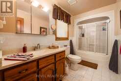 3412 VINEHAVEN TRAIL Lincoln