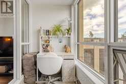 702 - 9085 JANE STREET Vaughan