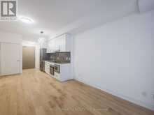 121 - 7 KENASTON GARDENS Toronto