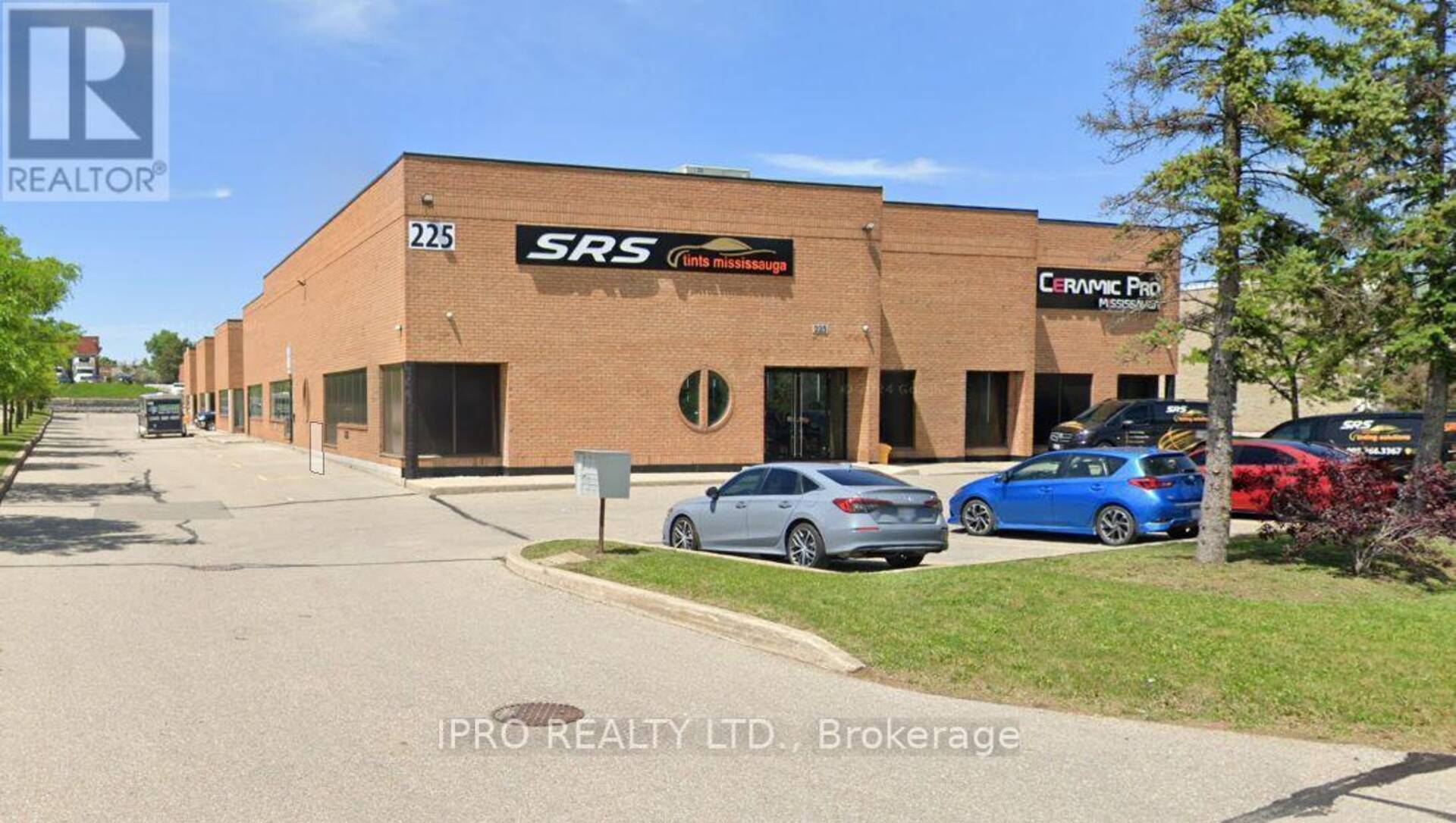 1-A - 225 TRADERS BOULEVARD E Mississauga