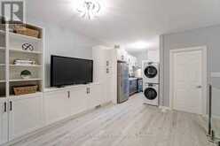 1567 DUNDAS STREET W Toronto