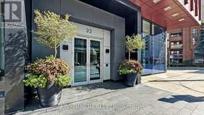 302 - 32 DAVENPORT ROAD Toronto