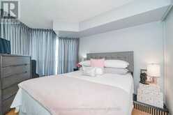 221 - 230 QUEENS QUAY W Toronto 