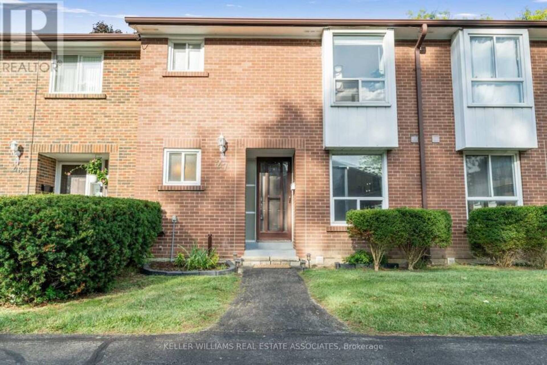 27 - 3065 LENESTER DRIVE Mississauga