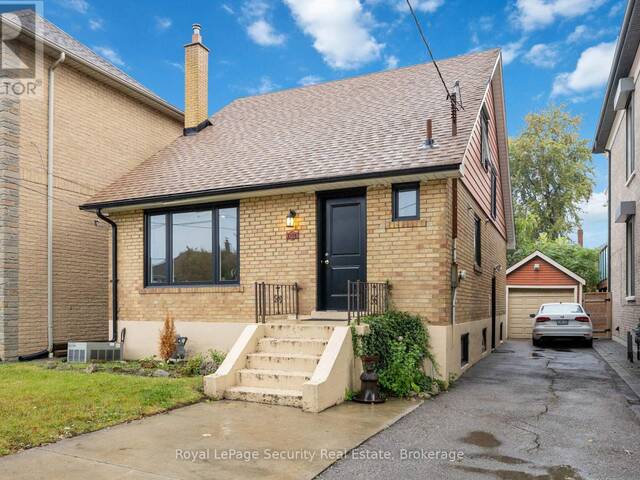 1104 GLENGROVE AVENUE Toronto Ontario