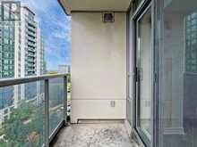 811 - 50 DISERA DRIVE Vaughan