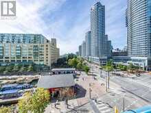 712 - 77 HARBOUR SQUARE Toronto 