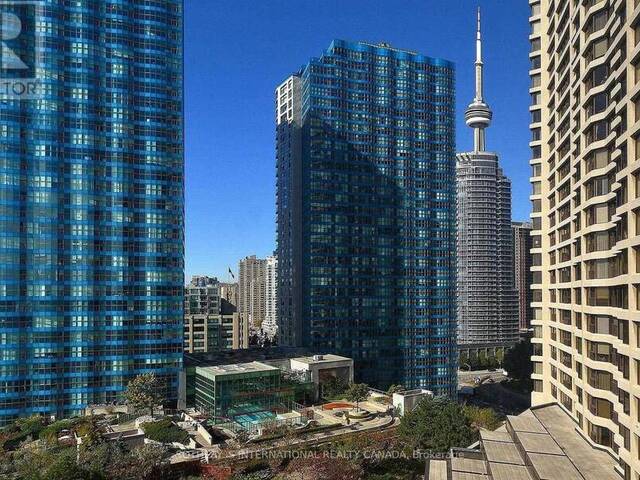 712 - 77 HARBOUR SQUARE Toronto  Ontario