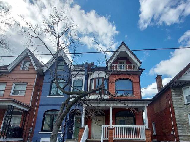 70 LANSDOWNE AVENUE Toronto Ontario