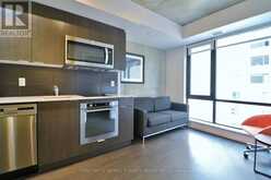 2107 - 105 CHAMPAGNE AVENUE S Ottawa