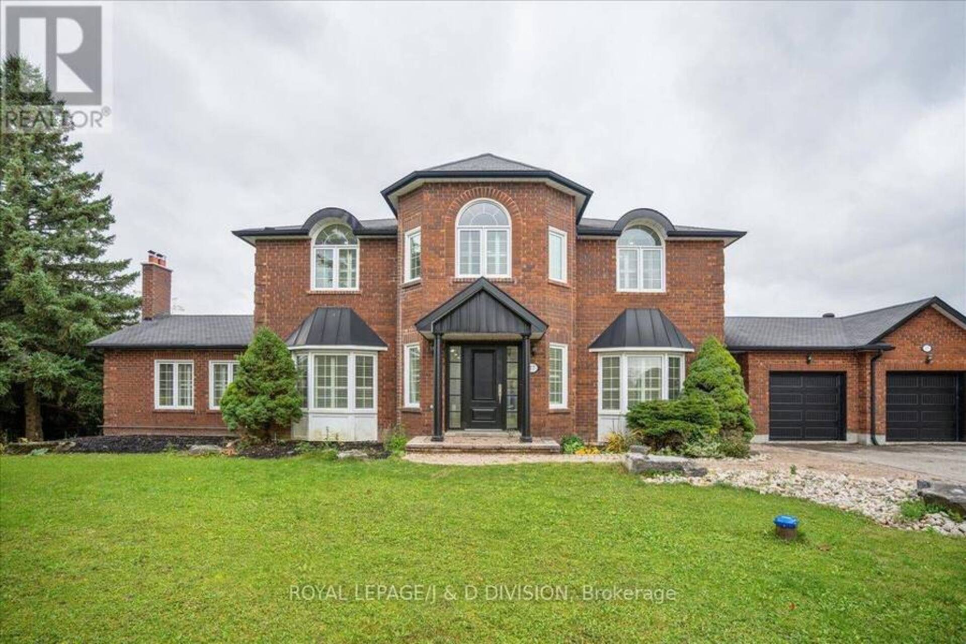 17 SLEEPY HOLLOW LANE Whitchurch-Stouffville