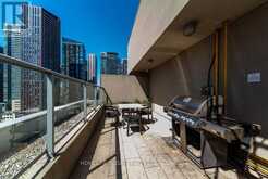 806 - 126 SIMCOE STREET Toronto