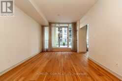 806 - 126 SIMCOE STREET Toronto