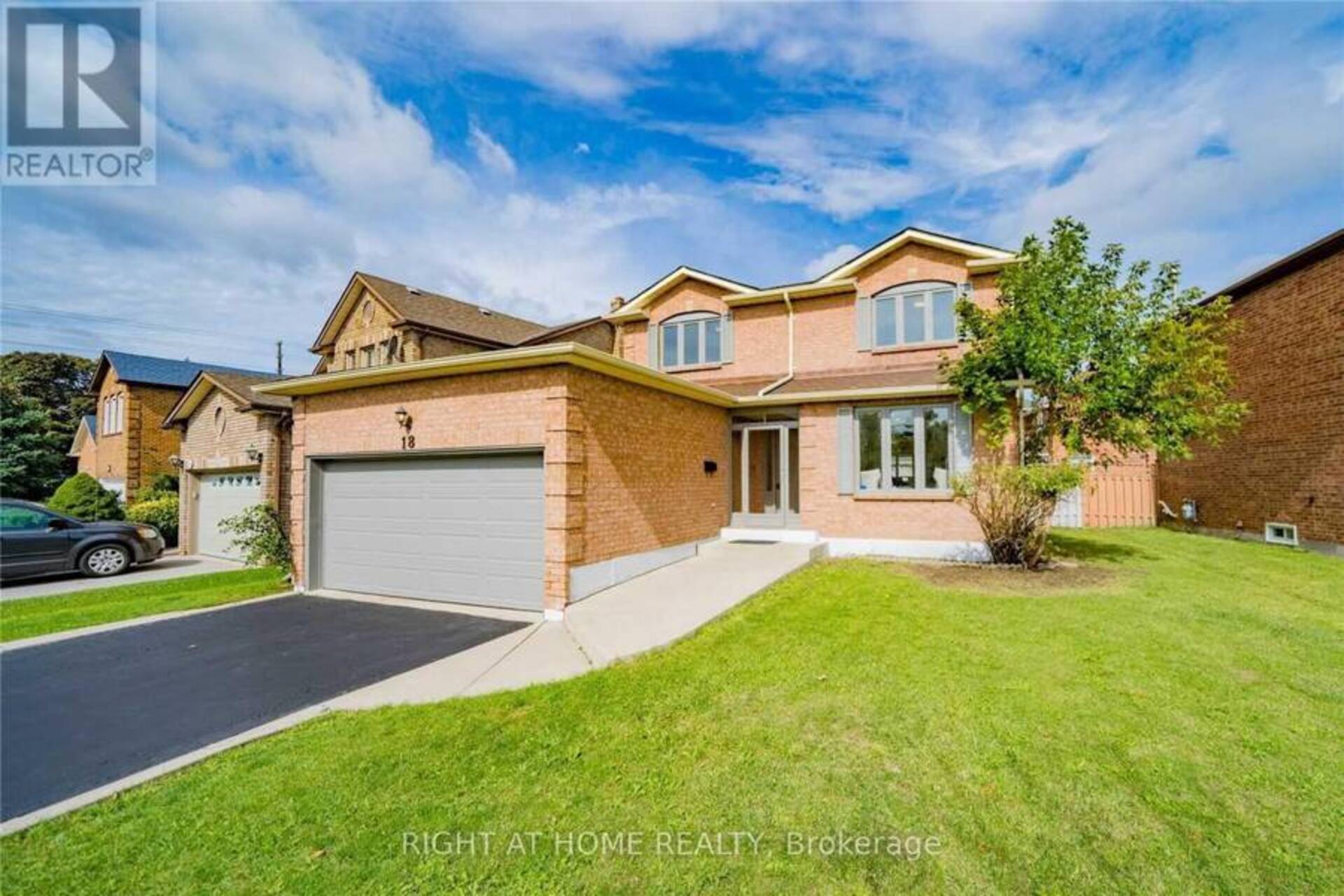 18 DINA ROAD Vaughan 