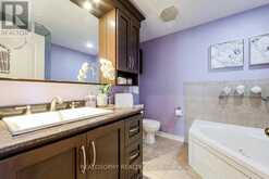 1618 - 2111 LAKE SHORE BOULEVARD W Toronto 