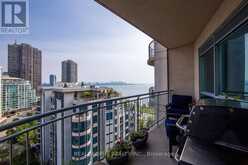 1618 - 2111 LAKE SHORE BOULEVARD W Toronto 