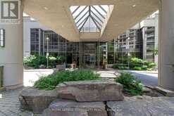 2001 - 3880 DUKE OF YORK BOULEVARD W Mississauga