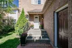 61 MULLIS CRESCENT Brampton