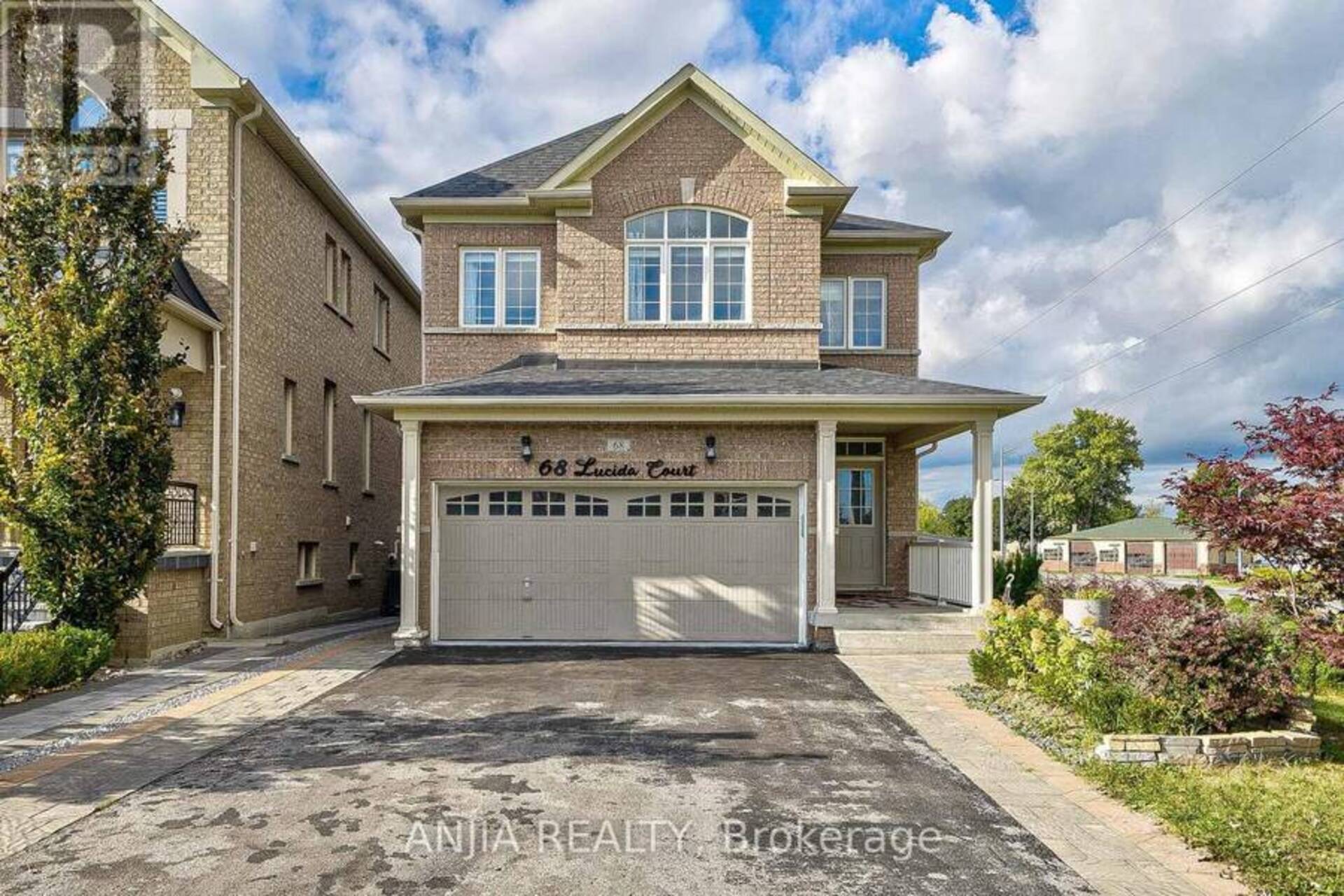 68 LUCIDA COURT Whitchurch-Stouffville