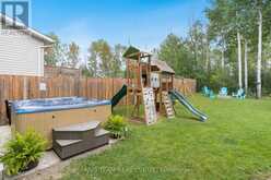 27 MARILYN AVENUE S Wasaga Beach