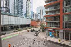 215 - 140 SIMCOE STREET Toronto