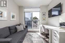 407 - 2 EDITH DRIVE Toronto