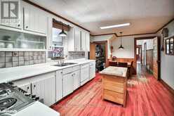 2840 HIGHWAY 60 E Lake of Bays