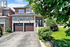 718 PETER HALL DRIVE Newmarket 